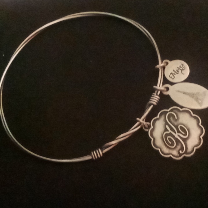 Twisted Wire Bracelet K Monogram